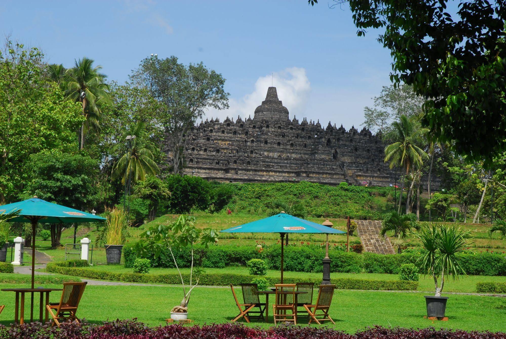 Manohara Resort Magelang Exterior foto